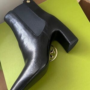 Tory Burch Black Leather Ankle Booties